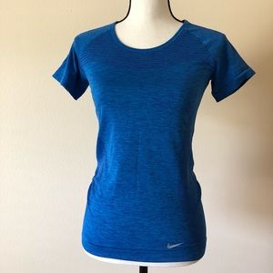 Nike Dri Fit Running short sleeve Size S